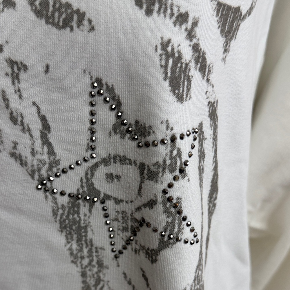 Eye of Tiger Print Women’s Sweatshirt - Picture 3 of 9